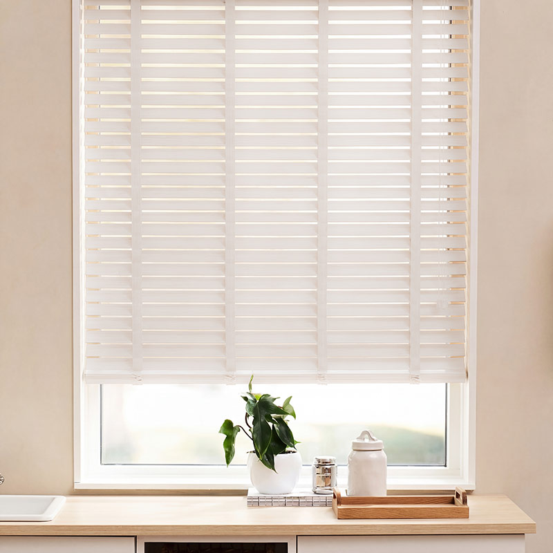 Houten jaloezieën 50mm Off white