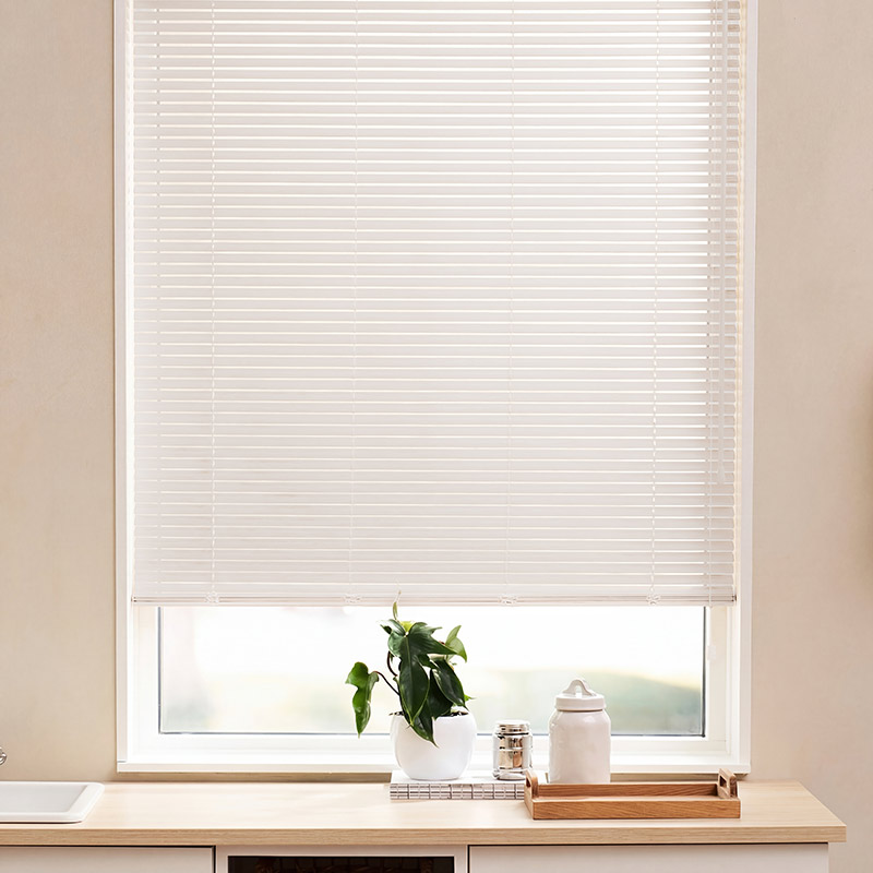Houten jaloezieën 25mm Off white